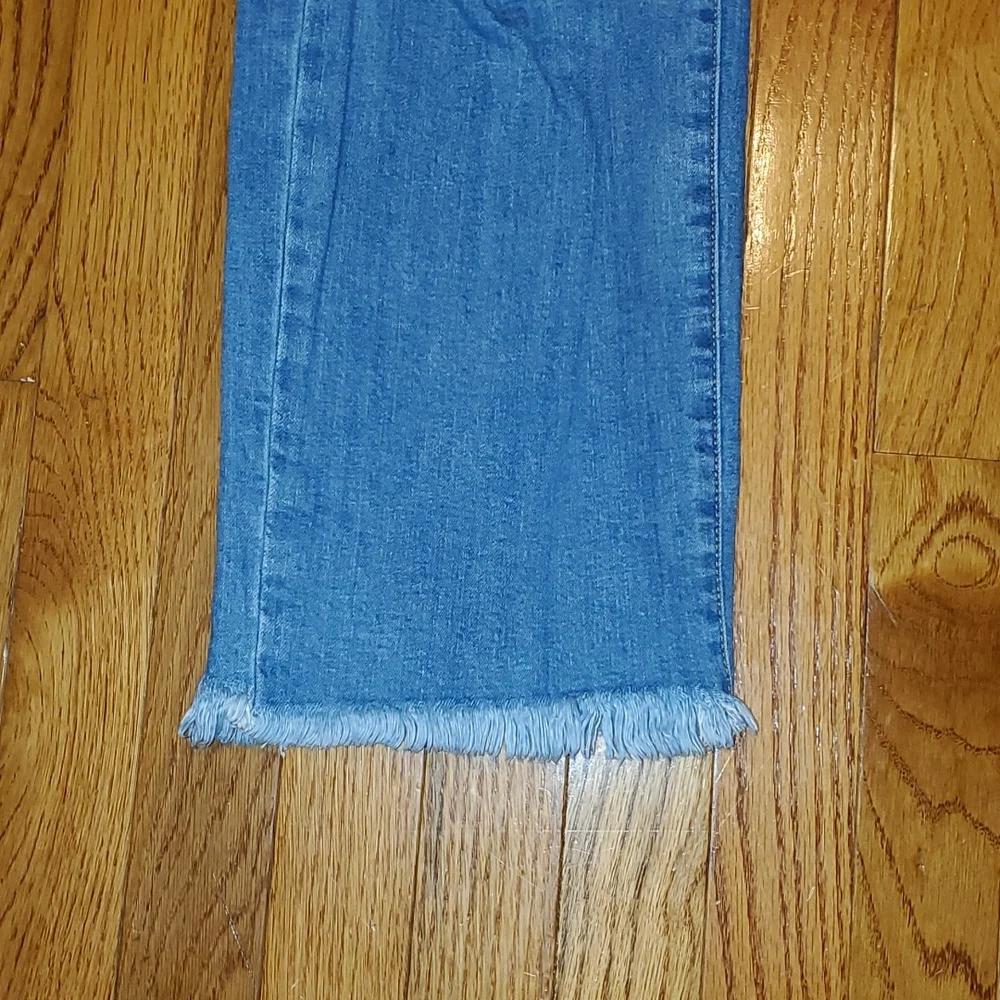 Fashion Nova size 18 distress jeans - Picture 3 of 9
